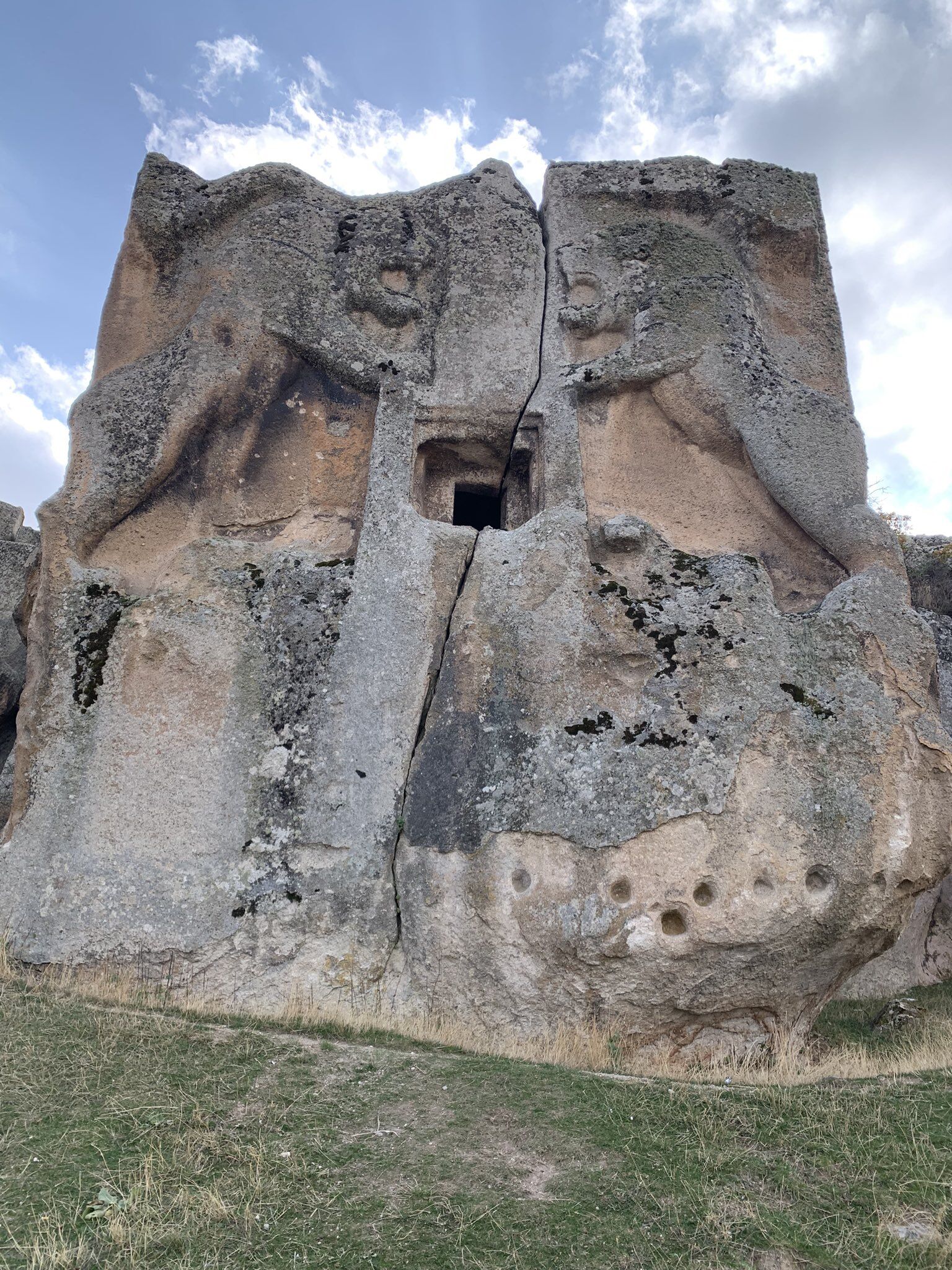 Afyonkarahisar Frig Vadisi'nde Aslanlıtaş