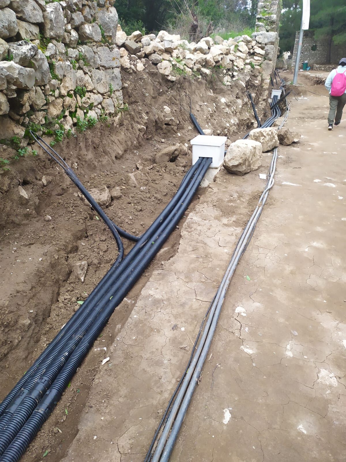 Olimpos'ta Aydınlatma Projesi Uygulanarak Gece Saatlerinden De Ziyarete Açılması Planlanıyor