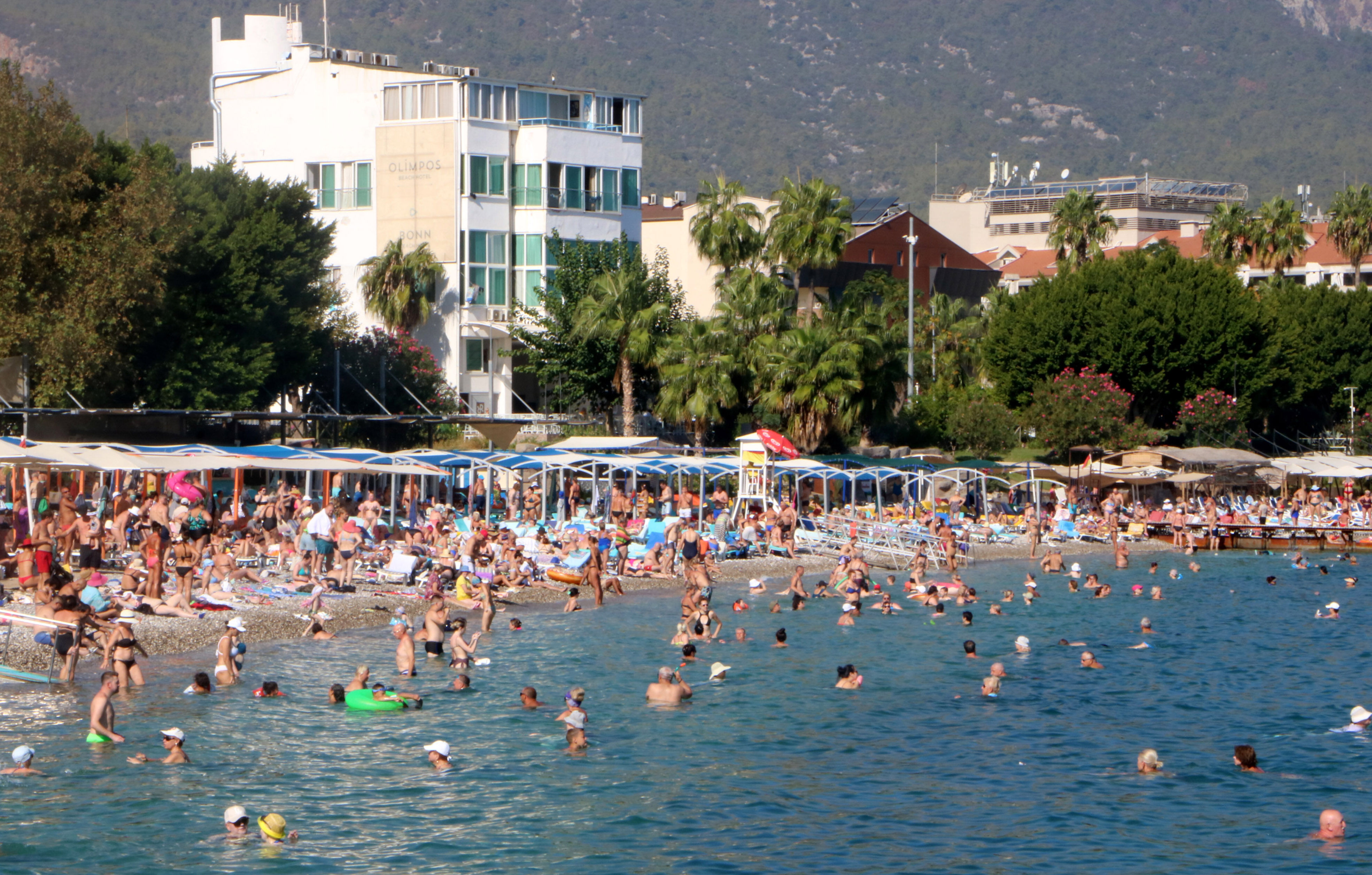 Nüfusunun 90 katı turist ağırlayan ilçe