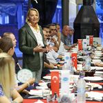 Antalya'daki soydaş topluluklarından Hatice Öz'e destek