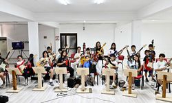 110 çocuk ve genç gitar kursunda buluştu