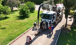 325 bin metrelik kanalizasyon hattında temizlik