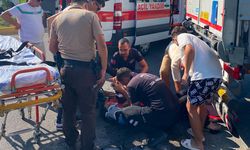 Kamyona çarpan motosiklet sürücüsü yaralandı