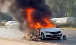 Seyir halindeyken yanan araçta can pazarı