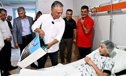 Başkan Uysal'dan sünnet olan çocuklara ziyaret