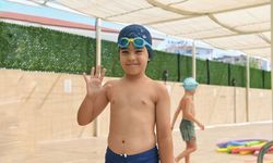 6 yaşındaki Yağız'ın iyileşme sürecine yüzme desteği