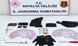 Cezaevi otoparkında hırsızlık: 2 tutuklama