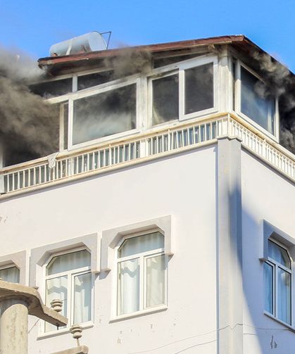 Alevlerin arasında ölüm kalım mücadelesi