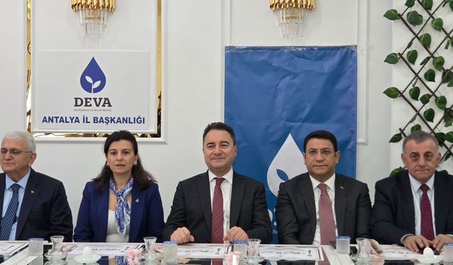 “Muhafazakar iktidar kumarı serbest, çiftçiyi yalnız bıraktı”