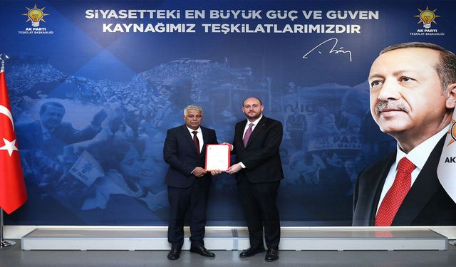 AK Parti Manavgat İlçe Başkanı Süleyman Öz oldu
