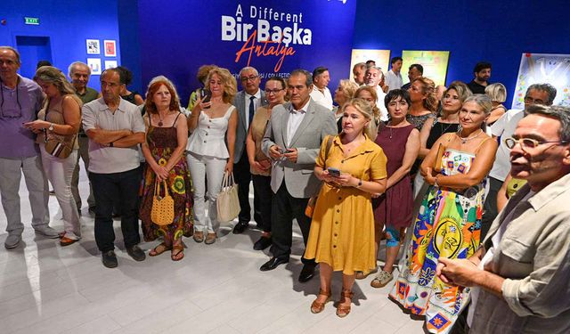 Antalya'nın görsel hafızasına 76 eserlik koleksiyon