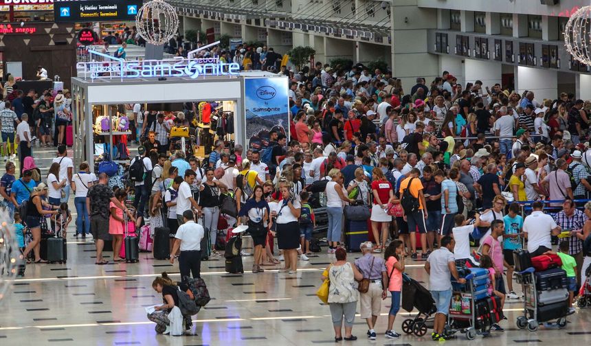 İlk çeyrekte turizm geliri 10 milyar dolara yaklaştı