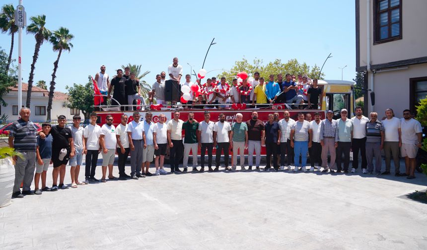 Finike’nin Pehlivanları Kırkpınar’dan Derecelerle Döndü