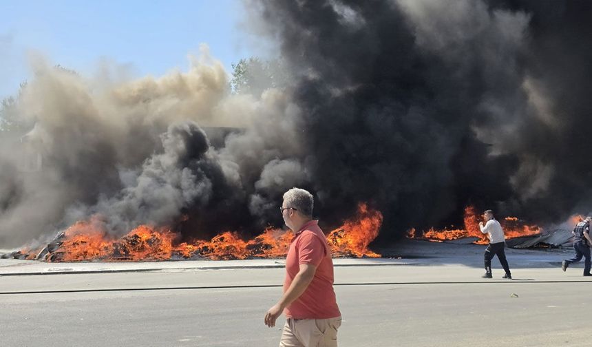 Gazipaşa'da yangın: 3 kişi dumandan etkilendi