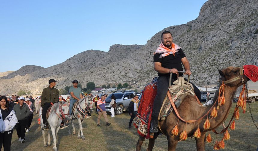 Gazipaşa'da 'Günnercik Yayla Şenliği' Yörük göçüyle başladı