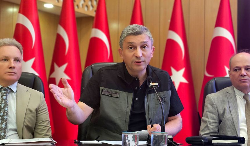 Antalya'da yangın alarmı: Mücadele sürüyor