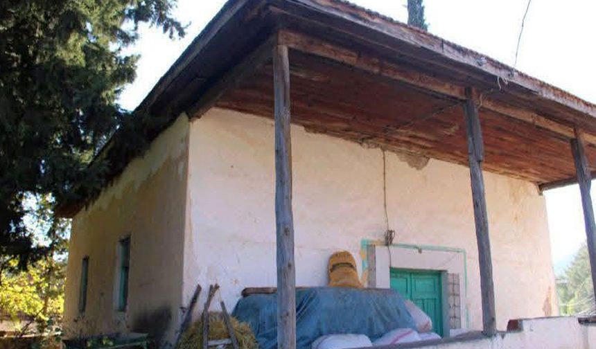Korkuteli'de minaresiz caminin tescili iptal edildi